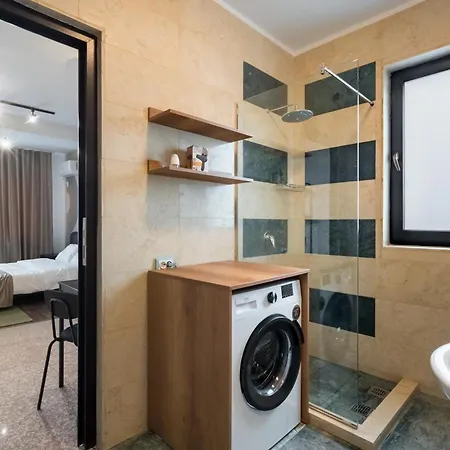 Stylish Concept 13 Apartment Bucharest